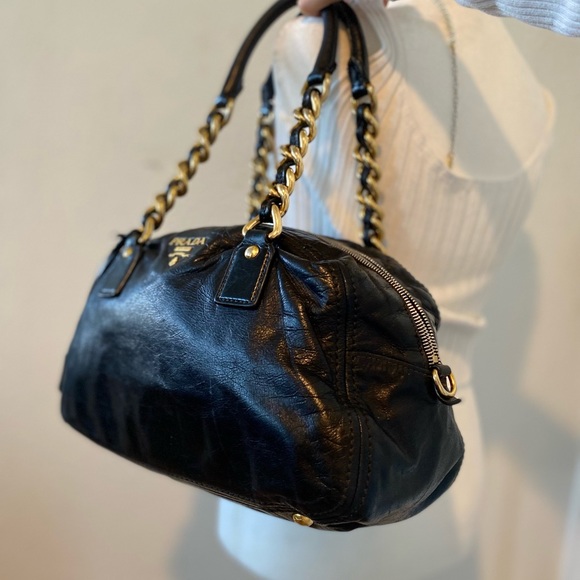 Rock this amazing leather bag - Picture 6 of 16